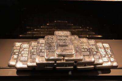 سقف دارایی در صندوق‌های نقره به ۵۰۰ واحد تغییر کرد + متن مصوبه