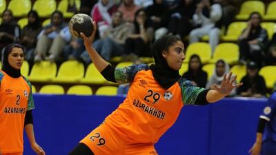  شکست آذرخش هرمزگان مقابل استقلال در لیگ برتر هندبال بانوان