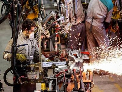 چرا کار می‌کنیم و فقیرتر می‌شویم؟