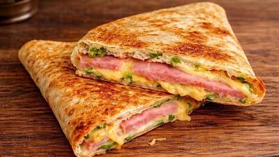  طرز تهیه صبحانه ای فوری با نان و تخم مرغ؛ نیازی به فر نیست.