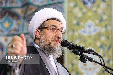  این امام جمعه لباس رزم پوشید+عکس