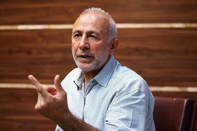 جنگ و صلح در موازنه یا عدم توازن قدرت به وجود می‌آید