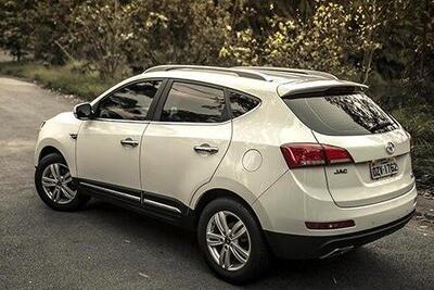 معرفی مراکز امداد خودرو جک در تهران؛ خدمات تخصصی، تعمیرات در محل و حمل ایمن