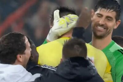 مورینیو: کورتوا یکی از بهترین گلرهای تاریخ است