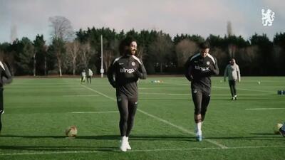 ویدئو: جشن خاص ستاره‌های چلسی برای پالمر و ژوائو پدرو