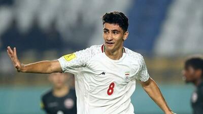 امیرمحمد رزاقی‌نیا در تیم منتخب جوانان سال آسیا