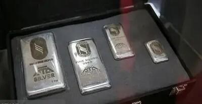 بروزرسانی قیمت نقره امروز شنبه ۱۱ بهمن ۱۴۰۴ به دلار و تومان