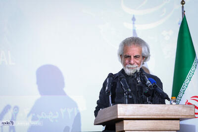 ببینید | واکنش دبیر جشنواره فجر به پشت پرده شایعه انصراف برخی فیلم‌ها از حضور در جشنواره / هنرمند با حضورش اثبات همراهی با مردم می‌کند نه با غیبتش