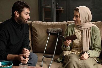 بررسی اقتباس «اینجا بدون من» در رادیو