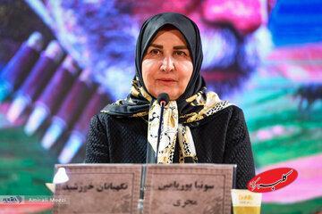 ببینید | مجری نشست‌های چهل‌وچهارمین جشنواره فیلم فجر: جشنواره را با فیلمی ضد زن آغاز کردیم / این فیلم یک سایکودرام با محوریت انحراف جنسی است! - کلبه سرگرمی