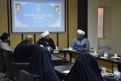  تقویت پیوند اجتماعی و تحکیم جامعه ولایی رسالت حوزویان