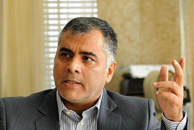 پاک‌نژاد : نگران معامله آمریکا با مشتریان نفت ایران نباشید