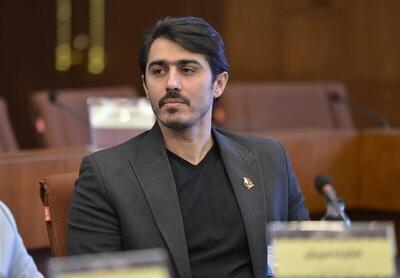 سرمربی تیم ملی ساندا پسران: محمدسیفی با قدرت کنار ماست/ سرشار از انگیزه برای قهرمانی هستیم - پارس فوتبال