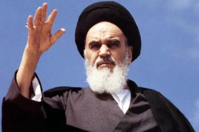  نماهنگ ورود امام خمینی (ره) با اجرای ماندگار رضا رویگری