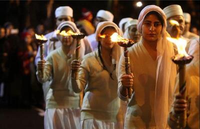نگاهی به تاریخ آیین «سده» در ایران؛ جشن آتش