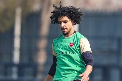 مدافع جوان پرسپولیس منتظر لغزش میلاد محمدی