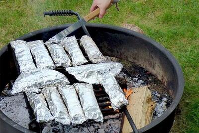 چه غذا‌هایی نباید با فویل در تماس باشند؟