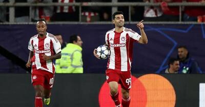 طارمی با پاس گل ارزشمند، المپیاکوس را به پلی‌آف لیگ قهرمانان اروپا رساند