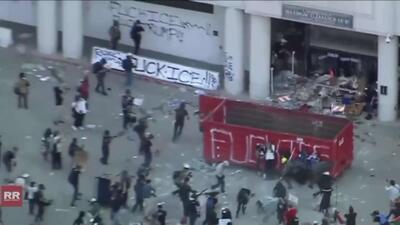  اعتراضات‌«آیس اوت» در لس آنجلس به درگیری با پلیس تبدیل شد