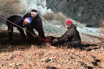 سقوط مرگبار خودرو به دره در تهران