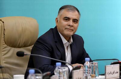 پاک‌نژاد: نگران معامله آمریکا با مشتریان نفت ایران نباشید