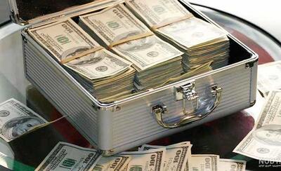 پرداخت‌های ریالی گذشته مردم را به صندوق‌های ارزی بدبین کرده است