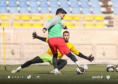 بازیکنی جایش در بازی فولاد خالی بود