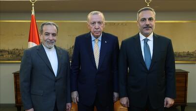 ادعای رسانه اسرائیلی: ترکیه حمله آمریکا به ایران را لغو کرد / اورانیوم غنی شده ایران به آنکارا منتقل می‌شود