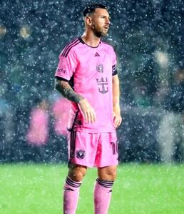  پیراهن مسی توسط اسطوره چلسی حراج شد