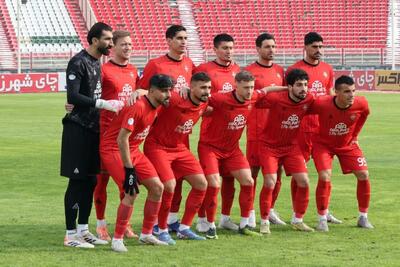  تثبیت صدرنشینی تراکتور در تبریز؛ تیر دروازه‌ مانع خروج سپاهان از بحران شد