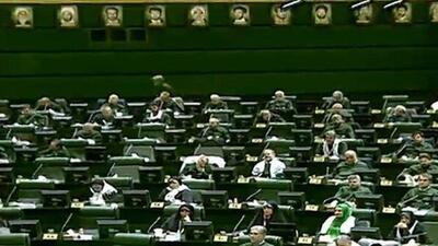 مجلس یکدست سبزپوش شد