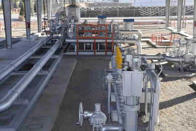 انتقال روزانه ۱۵۳ میلیون لیتر نفت خام از خطوط لوله تهران: نقش حیاتی در تأمین انرژی کشور / ۱۵۳ میلیون لیتر نفت خام به‌طور روزانه از خطوط لوله تهران منتقل می‌شود: بررسی جزئیات