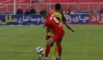 شکایت باشگاه سپاهان از داور بازی با تراکتور