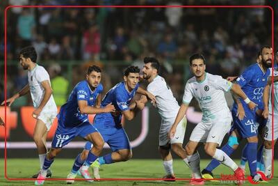 گل اول پیکان به استقلال توسط علی آزادمنش