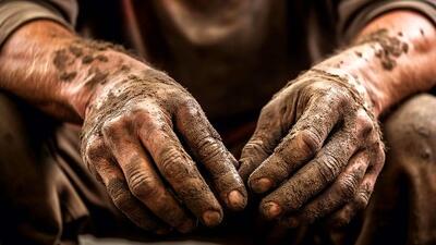 ۱۵ میلیون تومان فقط برای ۱۰ روز زندگی / افشاگری تلخ از زندگی کارگران !