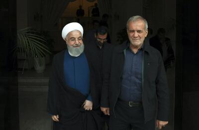 زمستان تصمیم‌های بزرگ‌؛ واکاوی توصیه روحانی و پزشکیان بر ضرورت اصلاحات