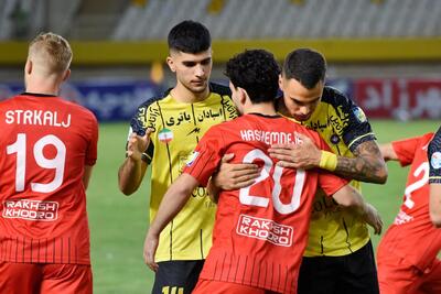 رونمایی از ترکیب دو تیم تراکتور و سپاهان