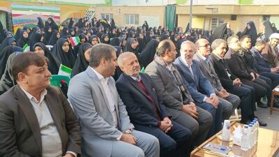 زنگ گلبانگ انقلاب نواخته شد