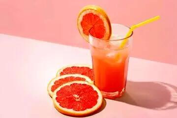 گریپ فروت را با احتیاط بخورید! | آیا این میوه  فشار و چربی خون را کاهش می‌دهد؟