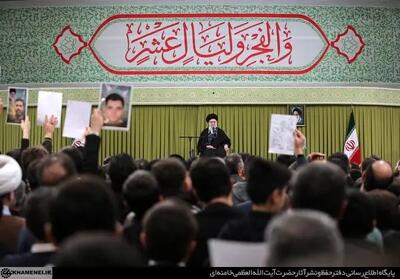 رهبر انقلاب: اگر جنگی راه بیندازند این بار جنگ منطقه‌ای خواهد بود/ ما شروع‌کننده نیستیم و نمی‌خواهیم به کشوری حمله کنیم اما ملت ایران در مقابل کسی که حمله و اذیت کند، مشت محکمی به او خواهد زد/ فتنه اخیر شبیه کودتا بود