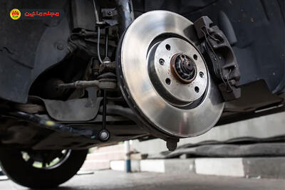 چرا کالیپر ترمز گیر می‌کند و برای رفع آن چه باید کرد؟