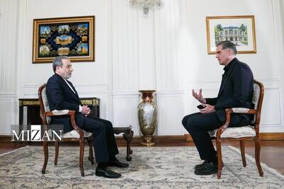 عراقچی: دستیابی به توافق در کوتاه مدت ممکن است/برای جنگ کاملا آماده‌ایم