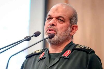  سردار وحیدی: حضور ناوگروه‌های آمریکا در منطقه موضوع جدیدی نیست و نباید به آن توجه کرد