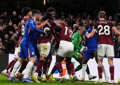 تقابل جنجالی در لندن؛ درگیری بازیکنان چلسی و وستهام - پارس فوتبال