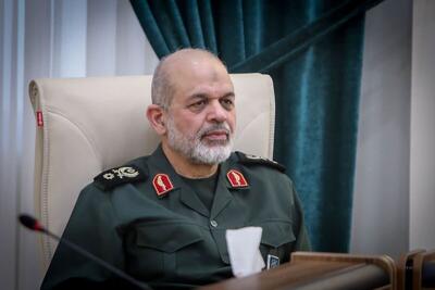  سردار وحیدی: همه تحرکات دشمنان تحت کنترل و نظارت ما قرار دارد