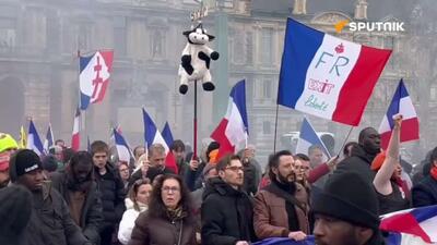  برگزاری راهپیمایی برای خروج فرانسه از اتحادیه اروپا در پاریس