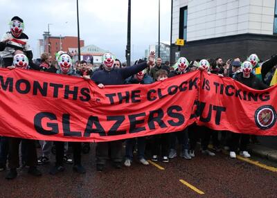 اعتراض گسترده‌ منچستری‌ها بیرون اولدترافورد