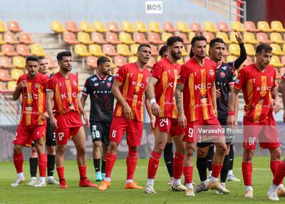 کرنر: کابوس دائمی پرسپولیس