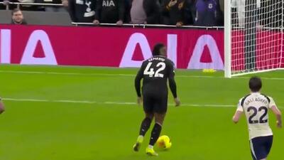 گل دوم منچسترسیتی به تاتنهام (سمنیو)