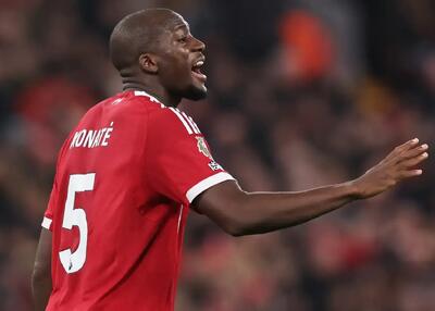 فداکاری ستاره عزادار لیورپول: به خاطر تیم برگشتم